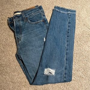 Like New Levi Jeans